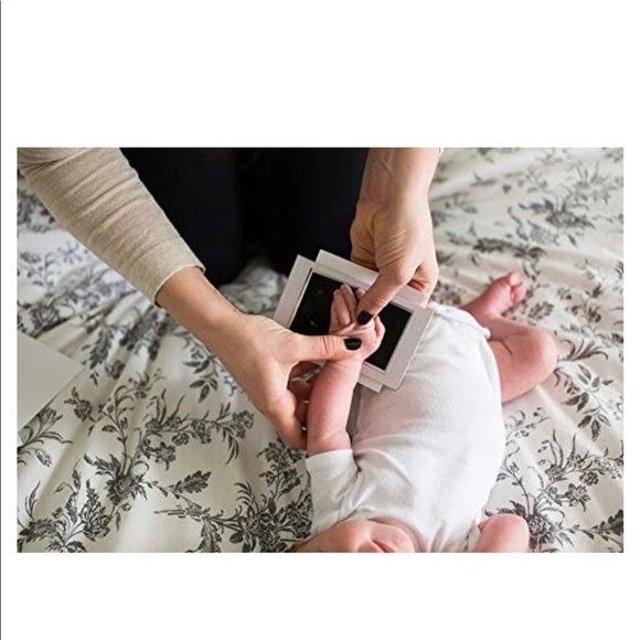 Brand New Pearhead First 5 Years Chevron Baby Memory Book - Picture 3 of 6